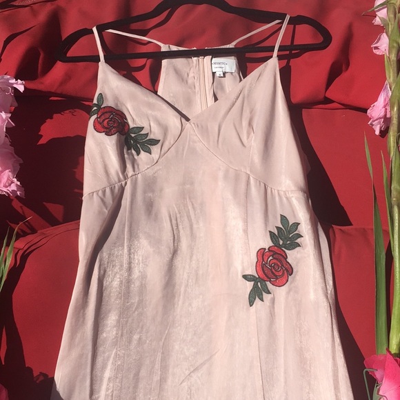 Slip Dress Maxi Champagne Floral Maxi Dress NWOT Medium Brunch Dress - Picture 5 of 8